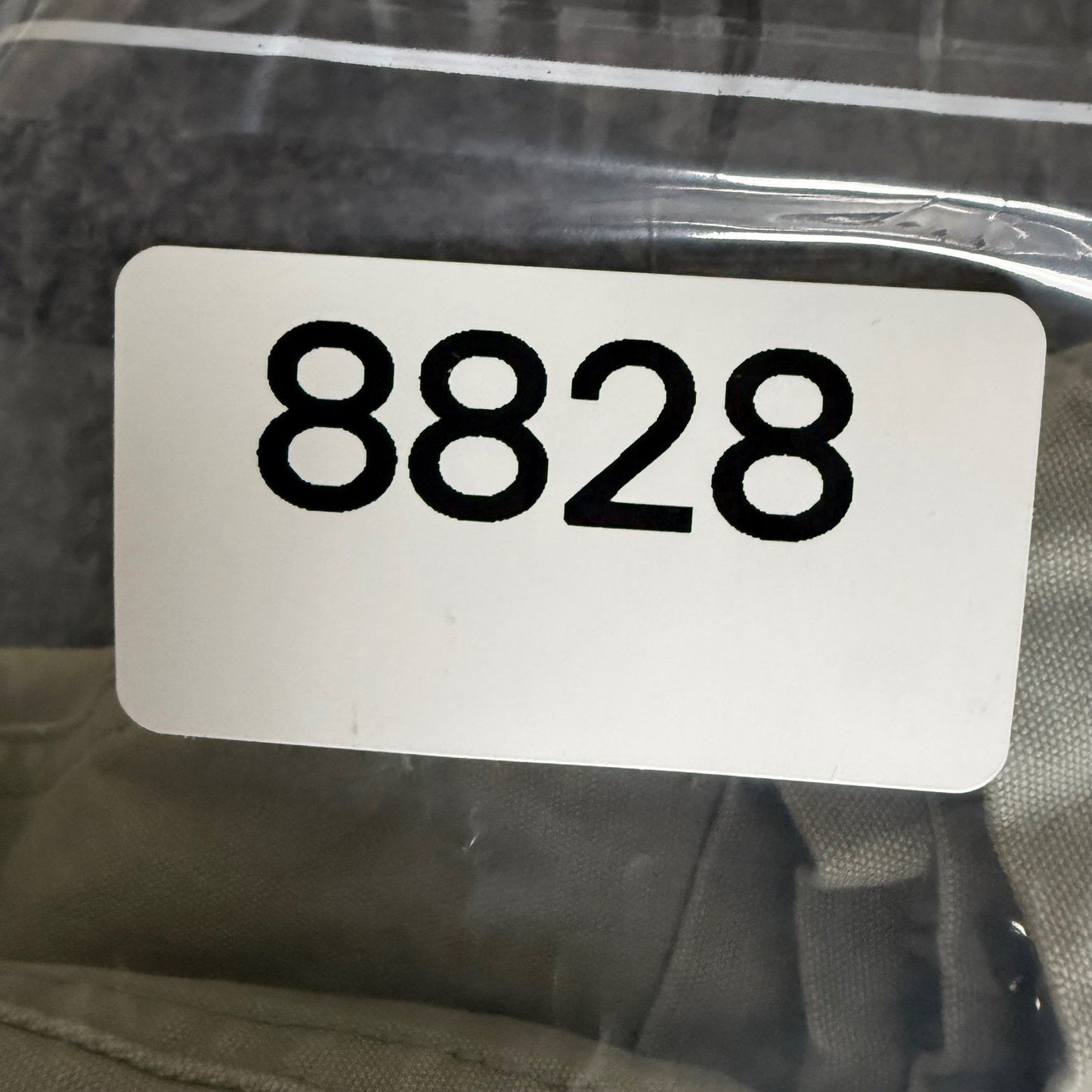 Tommy Bahama Relax Mens 34 Khaki Olive Pleated Cotton Chino Shorts Casual Summer