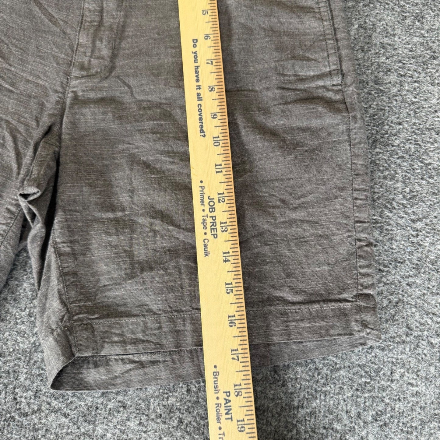 Eddie Bauer Mens Gray Cotton Flat Front Shorts Size 32 Casual Outdoor Hiking