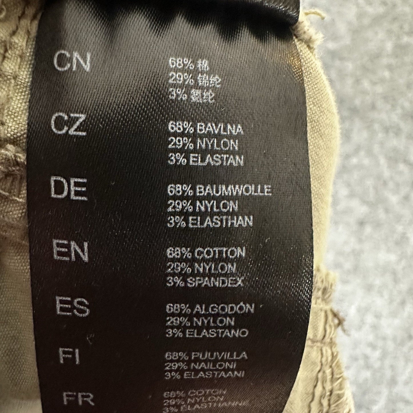 Kuhl Ramblr Cargo Shorts Mens 36 Beige Outdoors 10" Hiking Casual Gorpcore