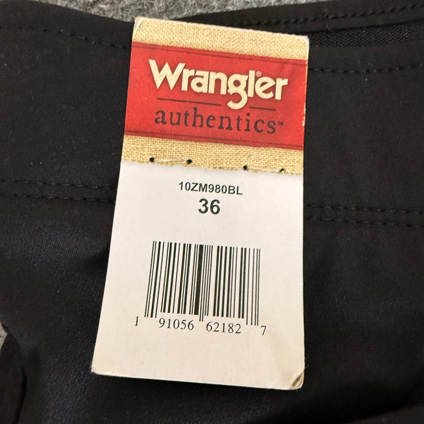 Wrangler Authentics Cargo Shorts Mens 36 Black Utility Casual Outdoor Everyday