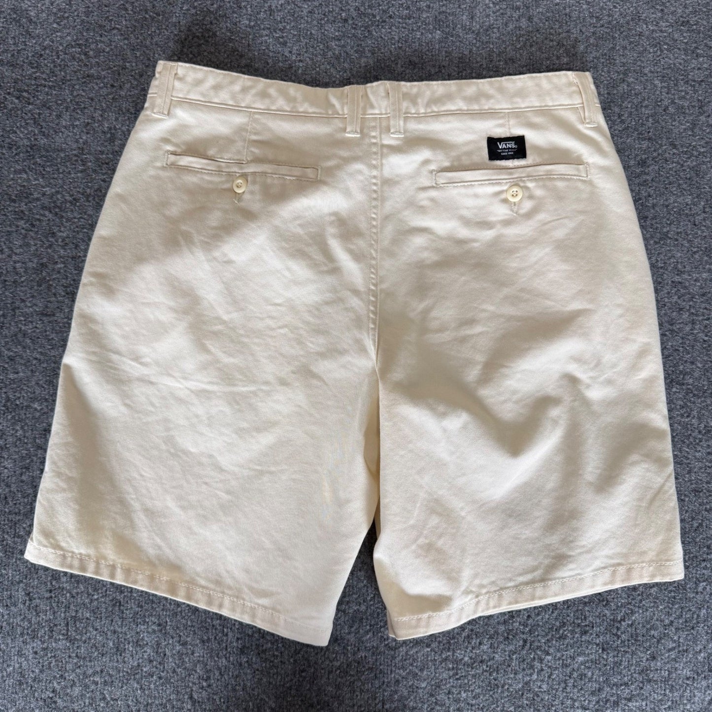 Vans Chino Short Men 34 Beige Flat Front Casual Skate Grunge Streetwear Everyday