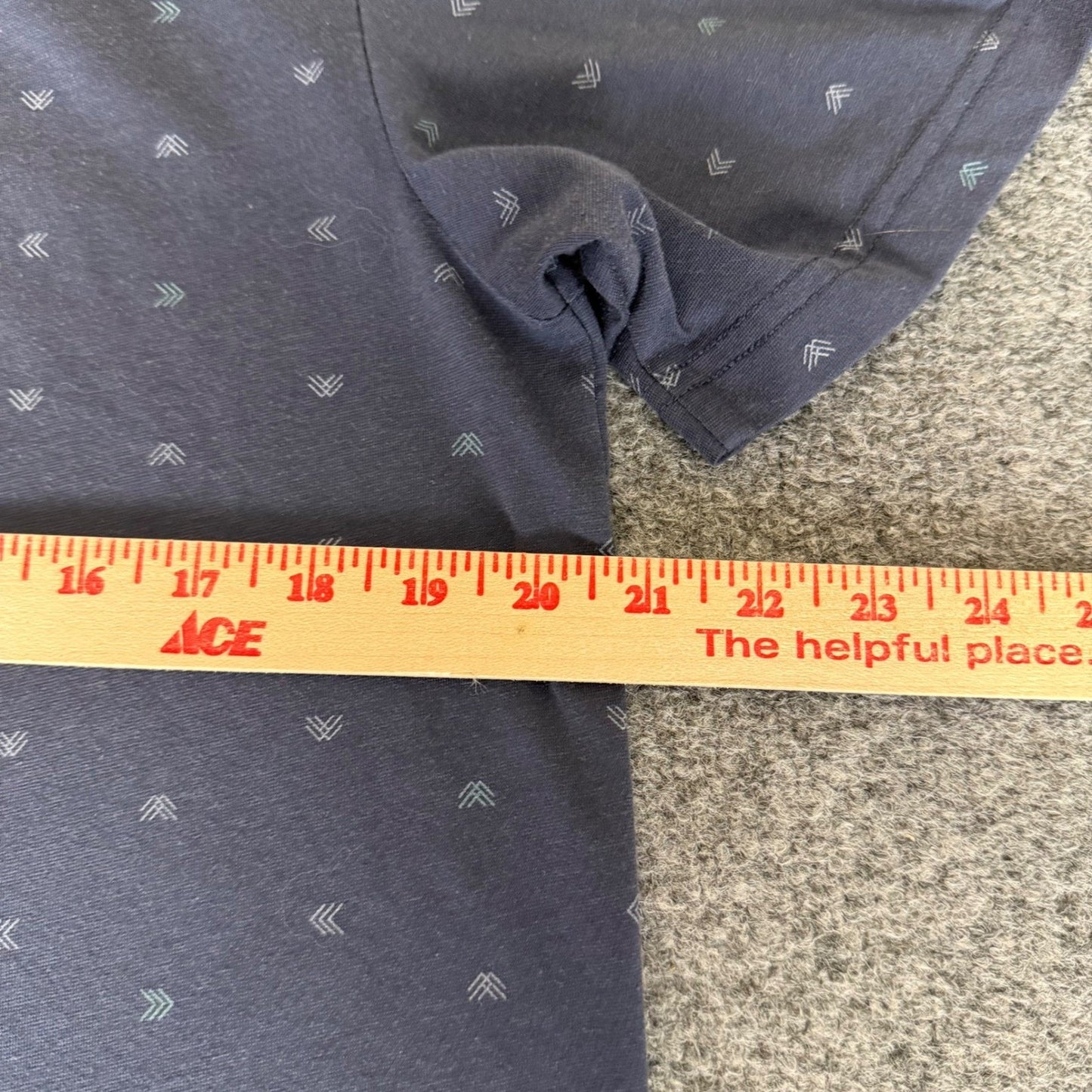 Travis Mathew Polo Shirt Men Medium Blue Geometric Golf Short Sleeve Performance