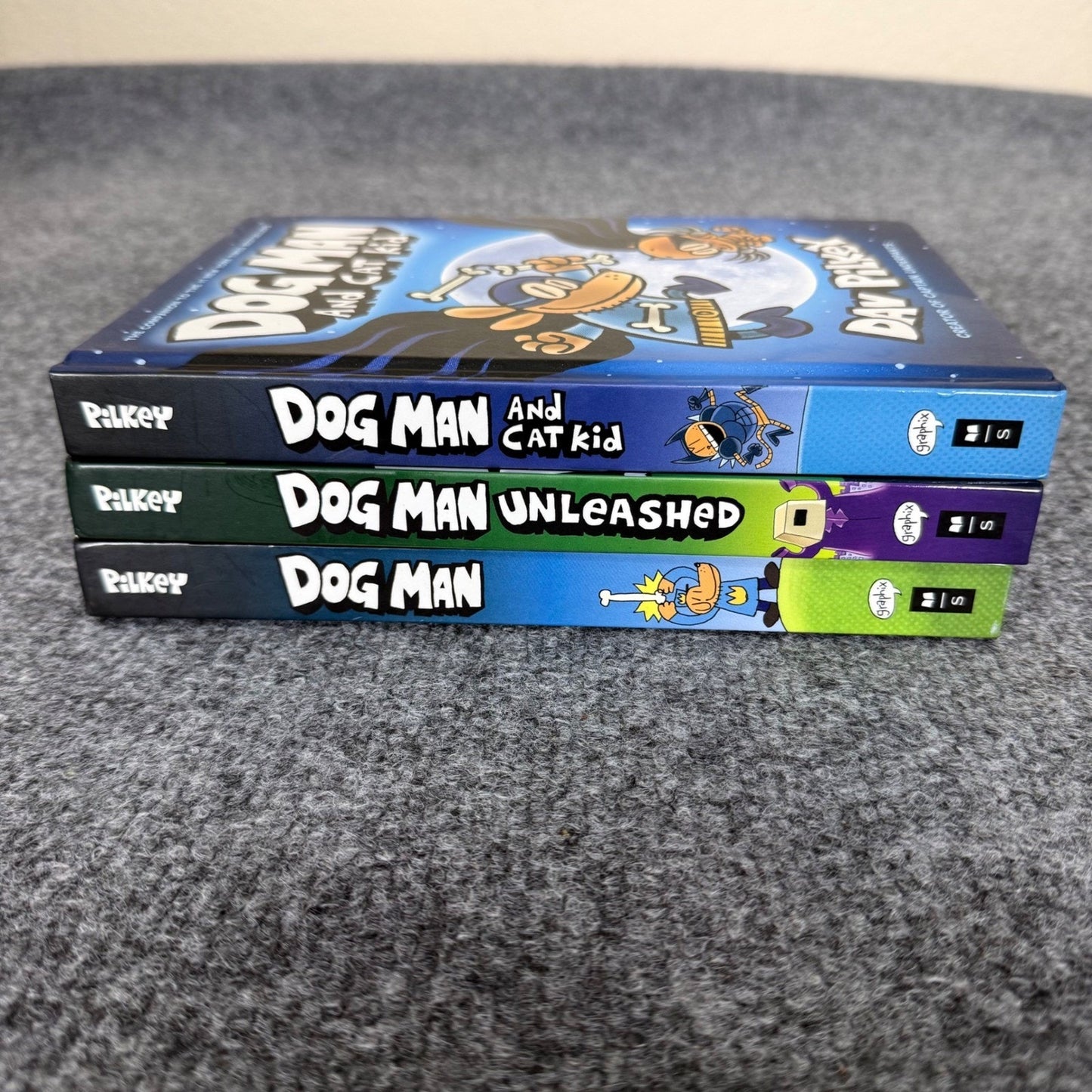 Dog Man Book Set Dav Pilkey Unleashed Cat Kid Childrens Graphic Novels Hardcover