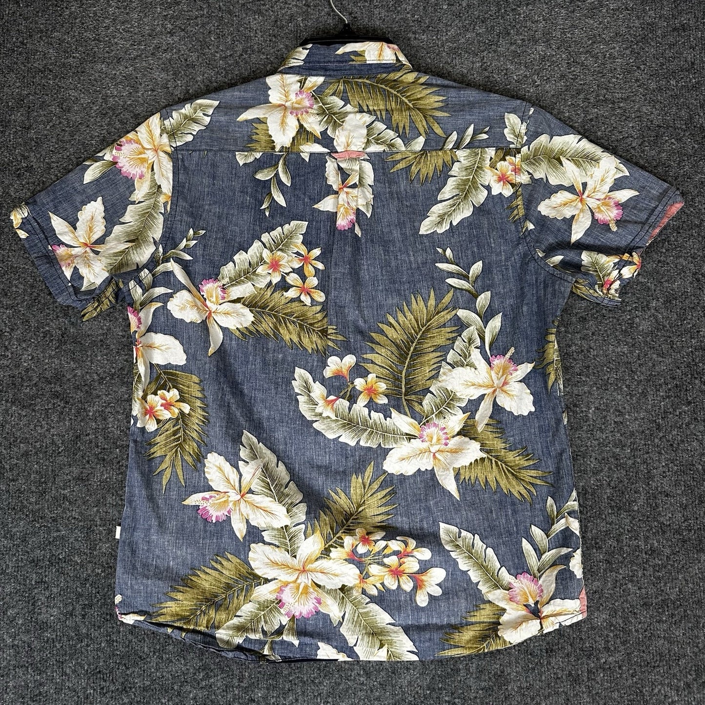 7 Diamonds Shirt Men's Medium Blue Floral Short Sleeve Button Up Reverse Casual