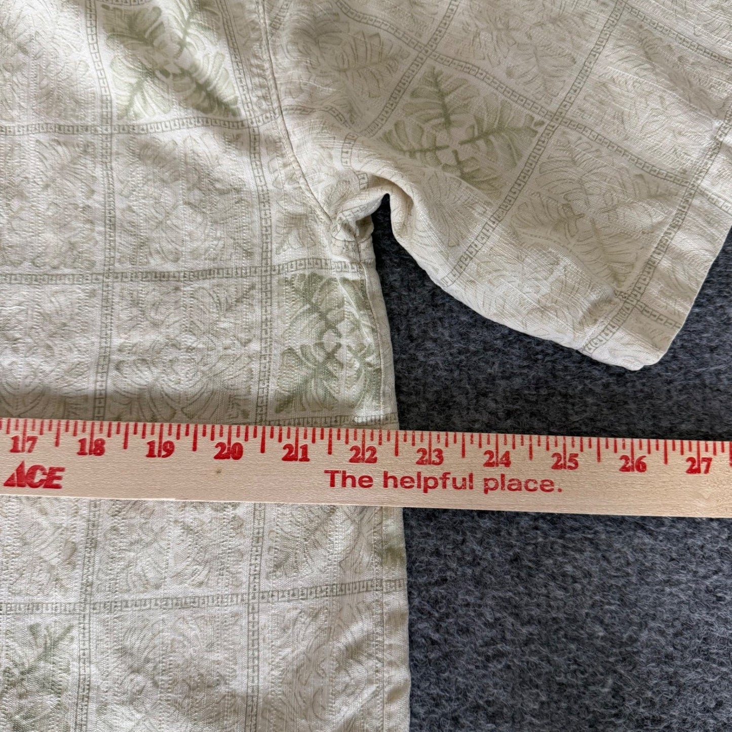 Tommy Bahama Mens Silk Camp Shirt Large Beige Green Geometric Short Sleeve Aloha