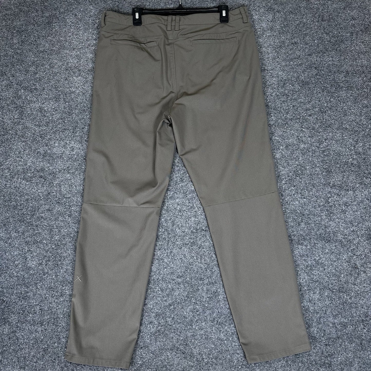 Cuts Clothing Pants Mens 36x32 Canyon AO Versaknit Slim Fit Performance Casual