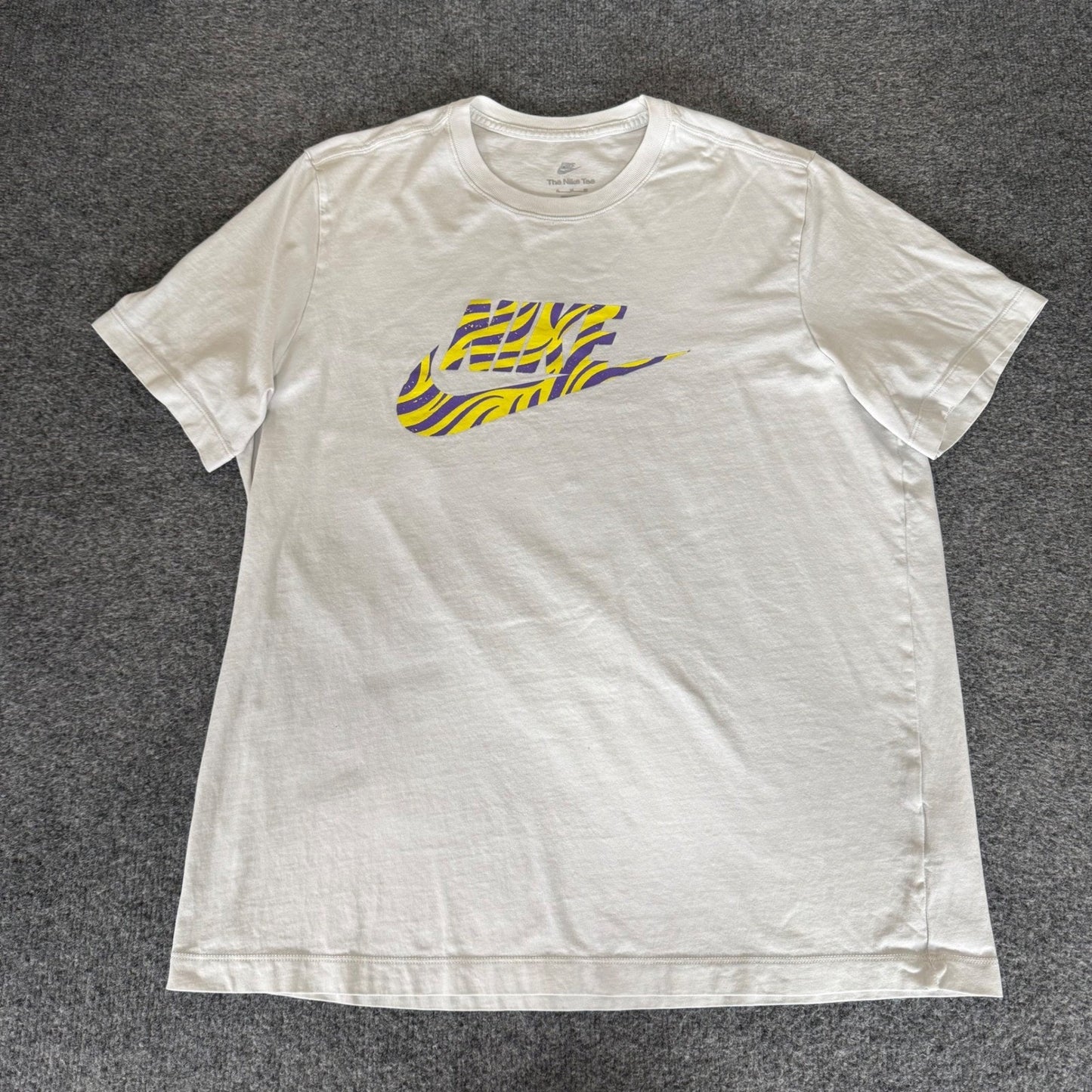 Nike Mens XL Zebra Swoosh Graphic T Shirt Purple Yellow Short Sleeve Athletic