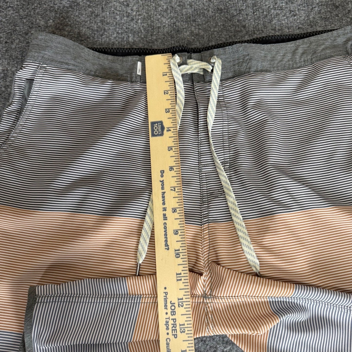 Vuori Board Short Mens 36 Striped Casual Swim Surf Everyday Comfort Soft Stretch