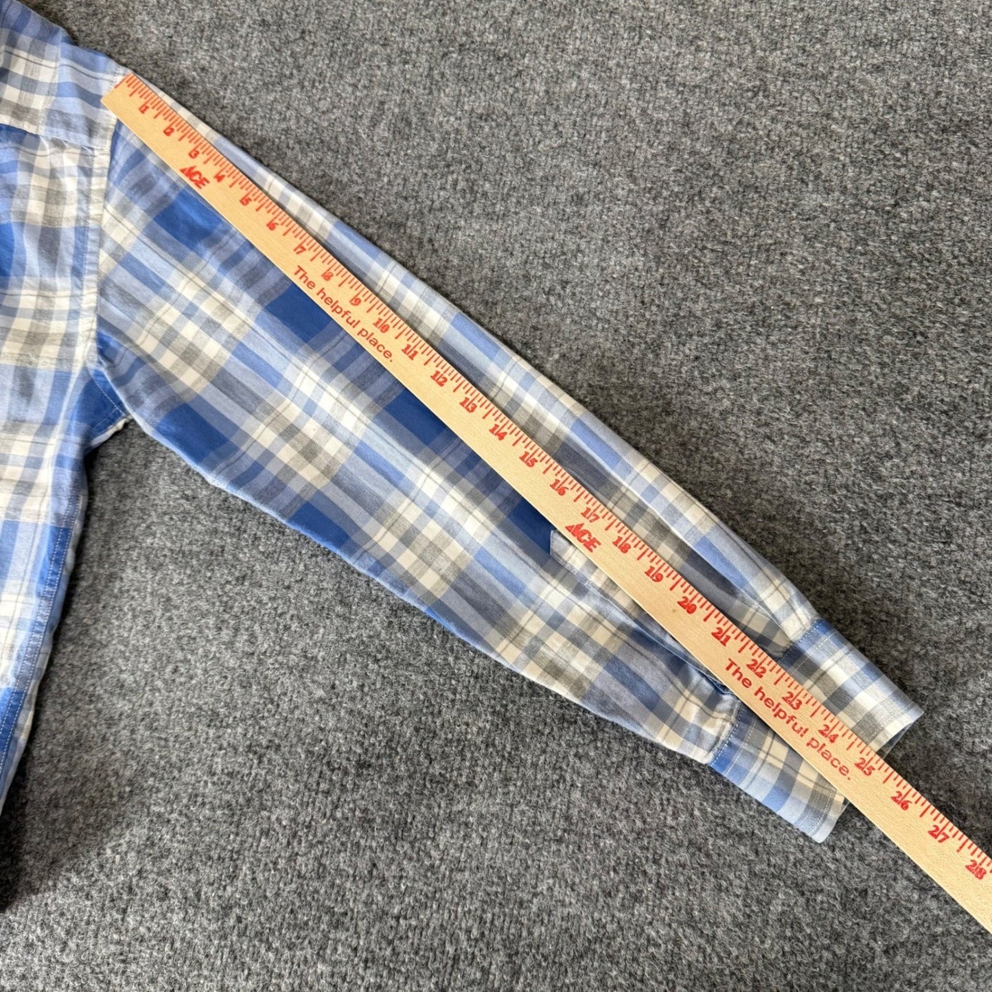 UNTUCKit Shirt Mens Medium Slim Fit Blue Plaid Button Up Casual Wrinkle Free