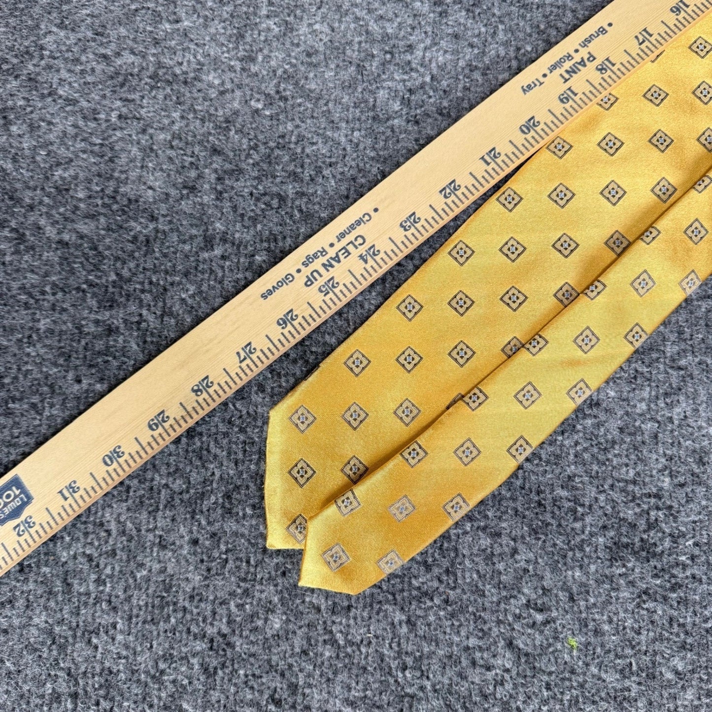 Canali Mens Silk Tie Yellow Geometric Medallion Made in Italy Formal Necktie