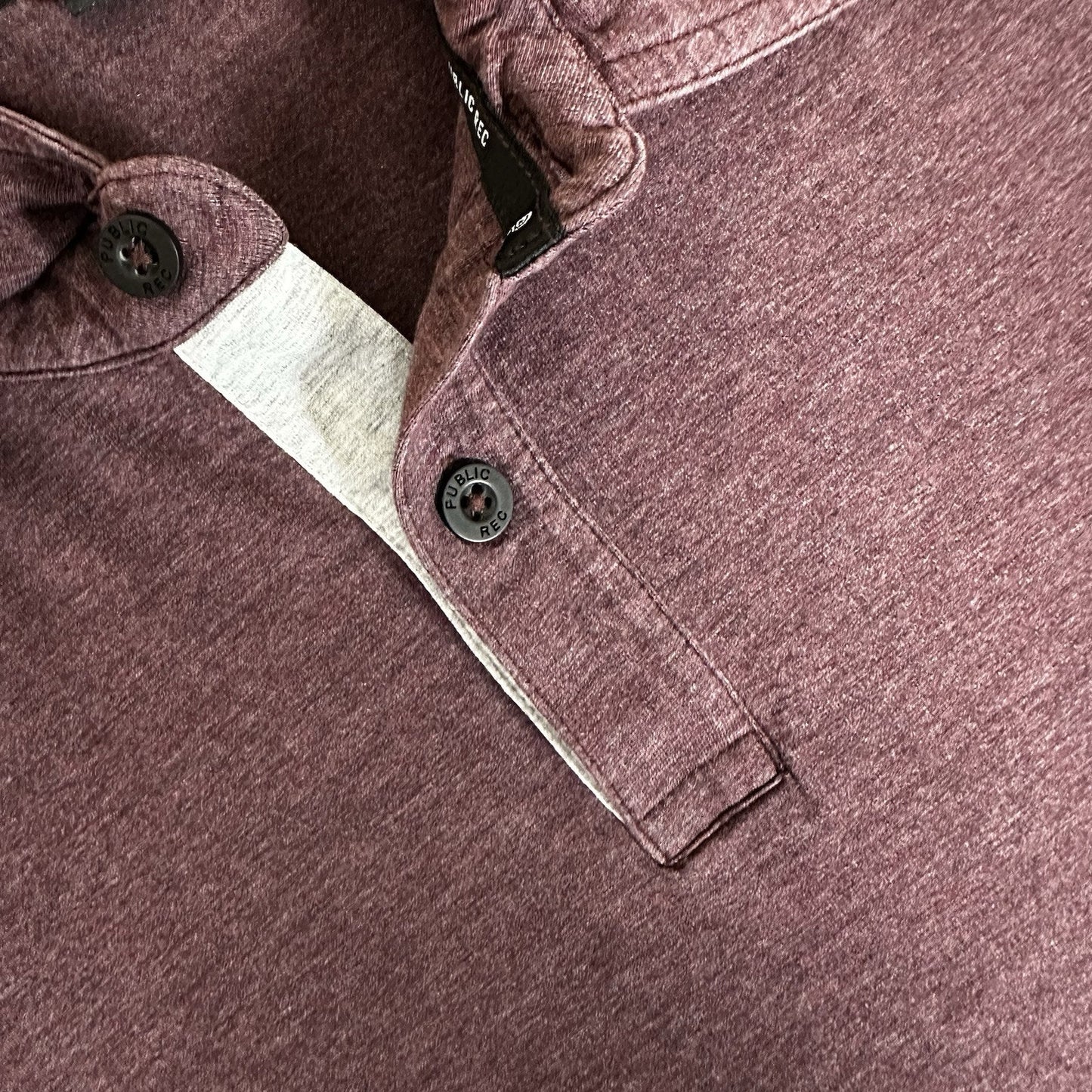 Public Rec Polo Shirt Mens Medium Maroon Short Sleeve Performance Stretch Casual