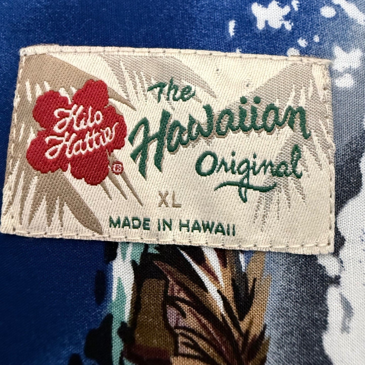 Hilo Hattie Mens XL Blue Hawaiian Shirt Rayon Tropical Ukulele Aloha Button Up