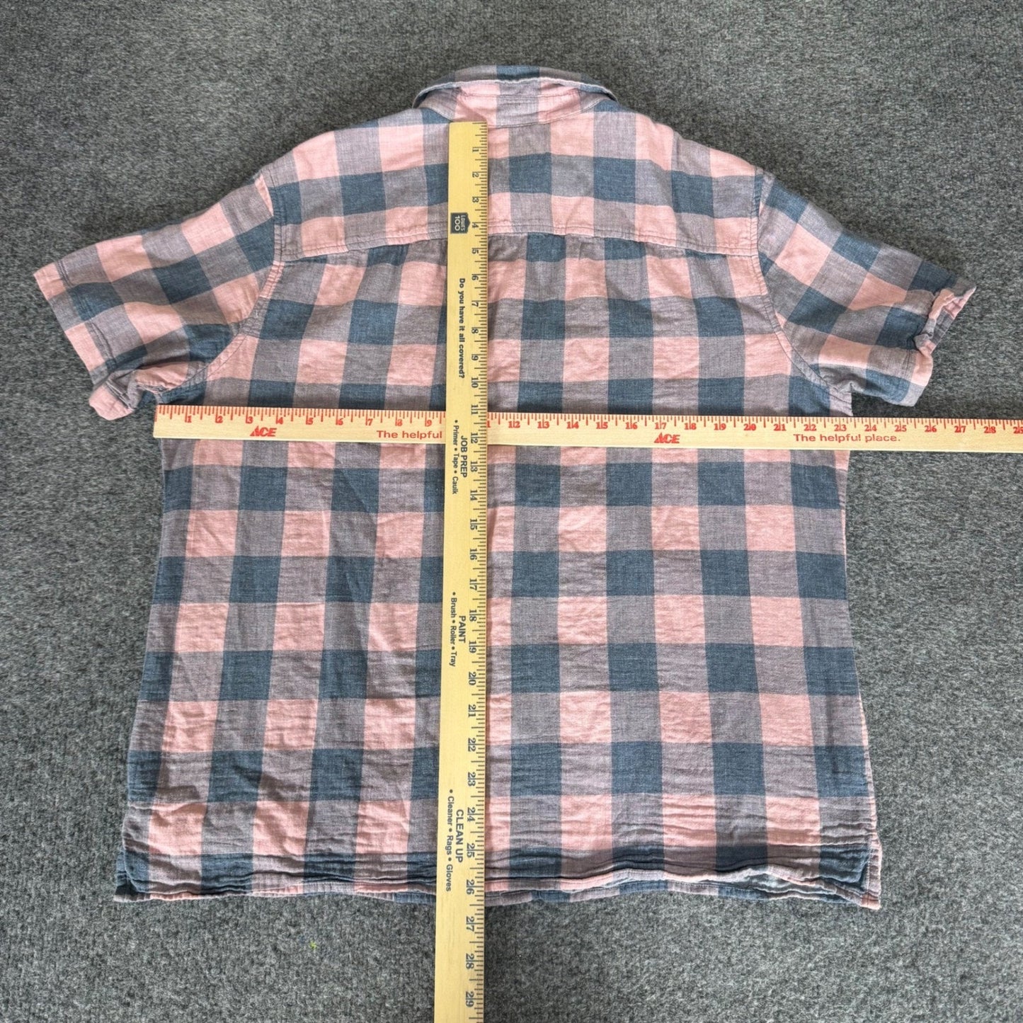 Goodfellow Mens Large Pink Blue Buffalo Plaid Short Sleeve Button Up Shirt Large