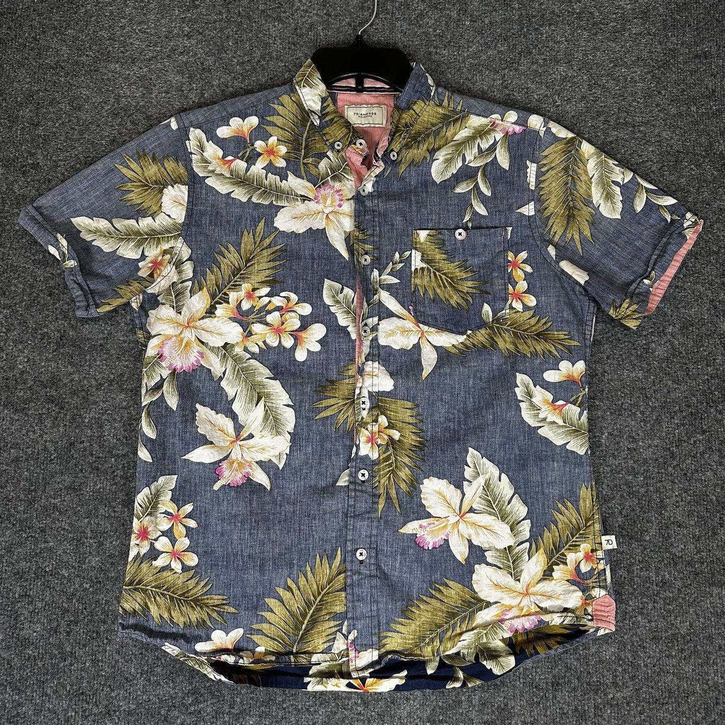 7 Diamonds Shirt Men's Medium Blue Floral Short Sleeve Button Up Reverse Casual