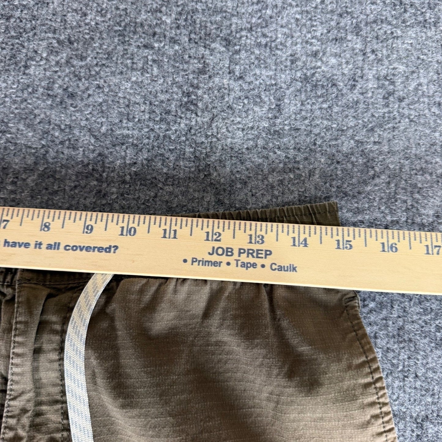 Vuori Ripstop Shorts Mens Small Tan V370 Durable Stretch Outdoor Hiking Casual