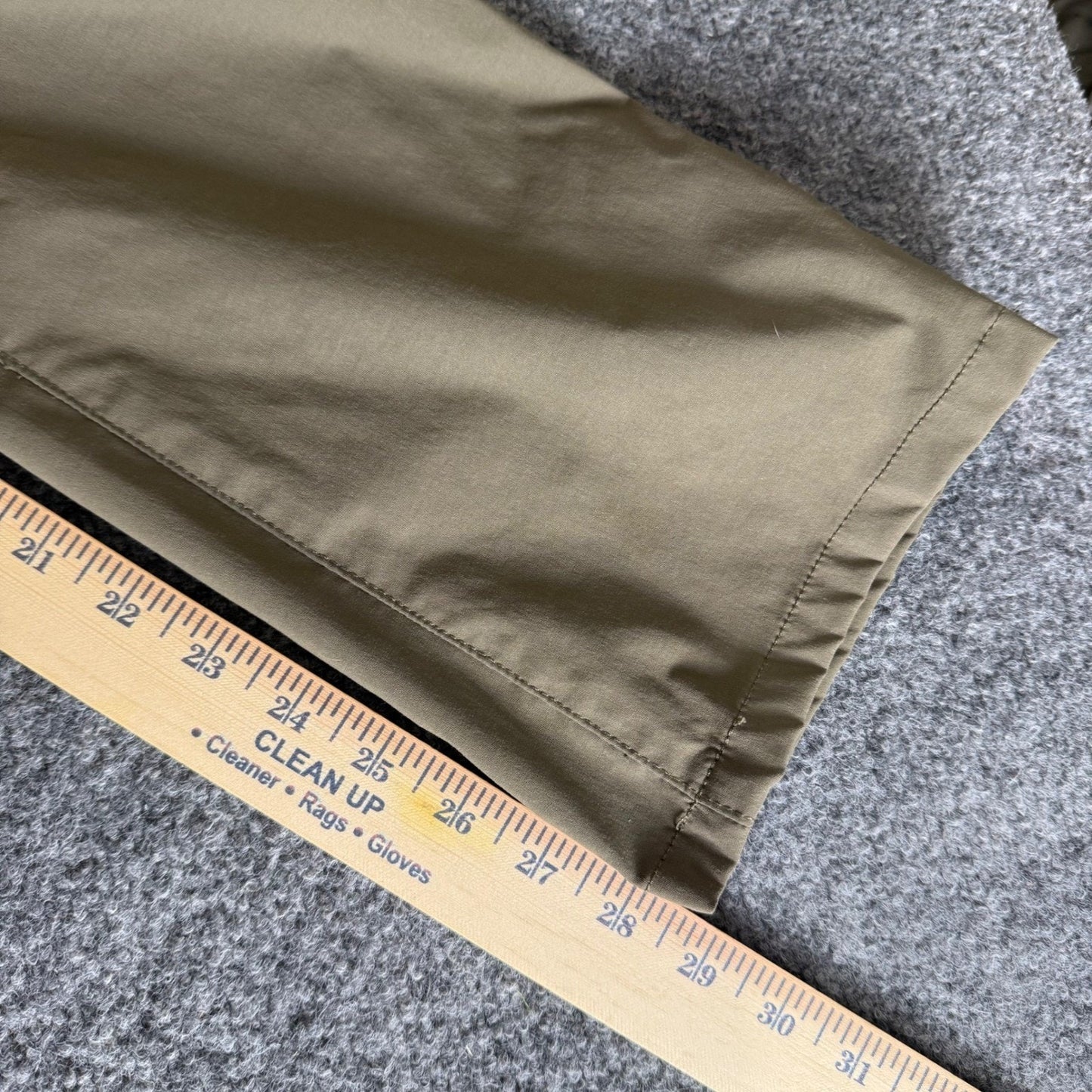 Eddie Bauer Guide Pro Pants Mens 34x30 (33x29) Olive Green Outdoor Hiking Trail