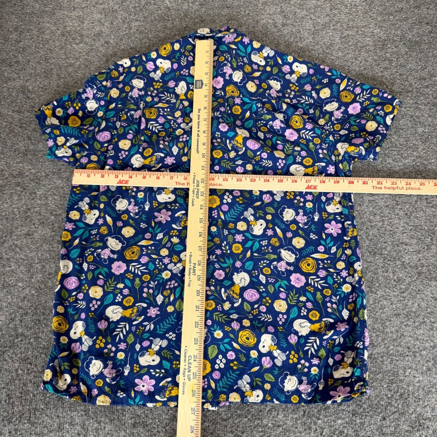 Peanuts Snoopy Hawaiian Shirt Mens Medium Floral Rayon Short Sleeve Cartoon AOP