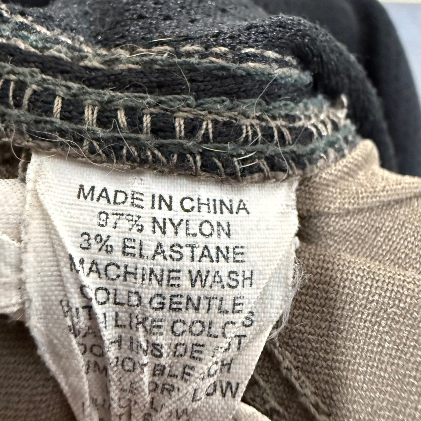 prAna Stretch Zion Pants Mens 33x30 (34x29) Beige Cargo Hiking Outdoor Gorpcore