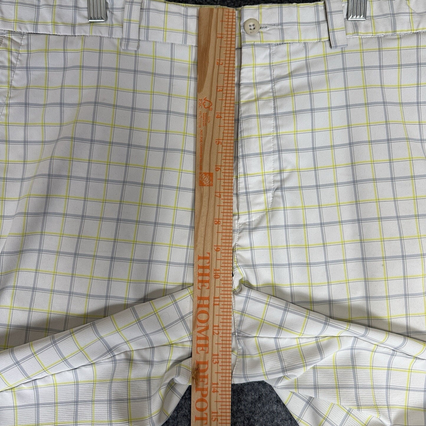 Nike Golf Shorts Men 40 (42) White Yellow Plaid Flat Front 11.5" High Rise Adult