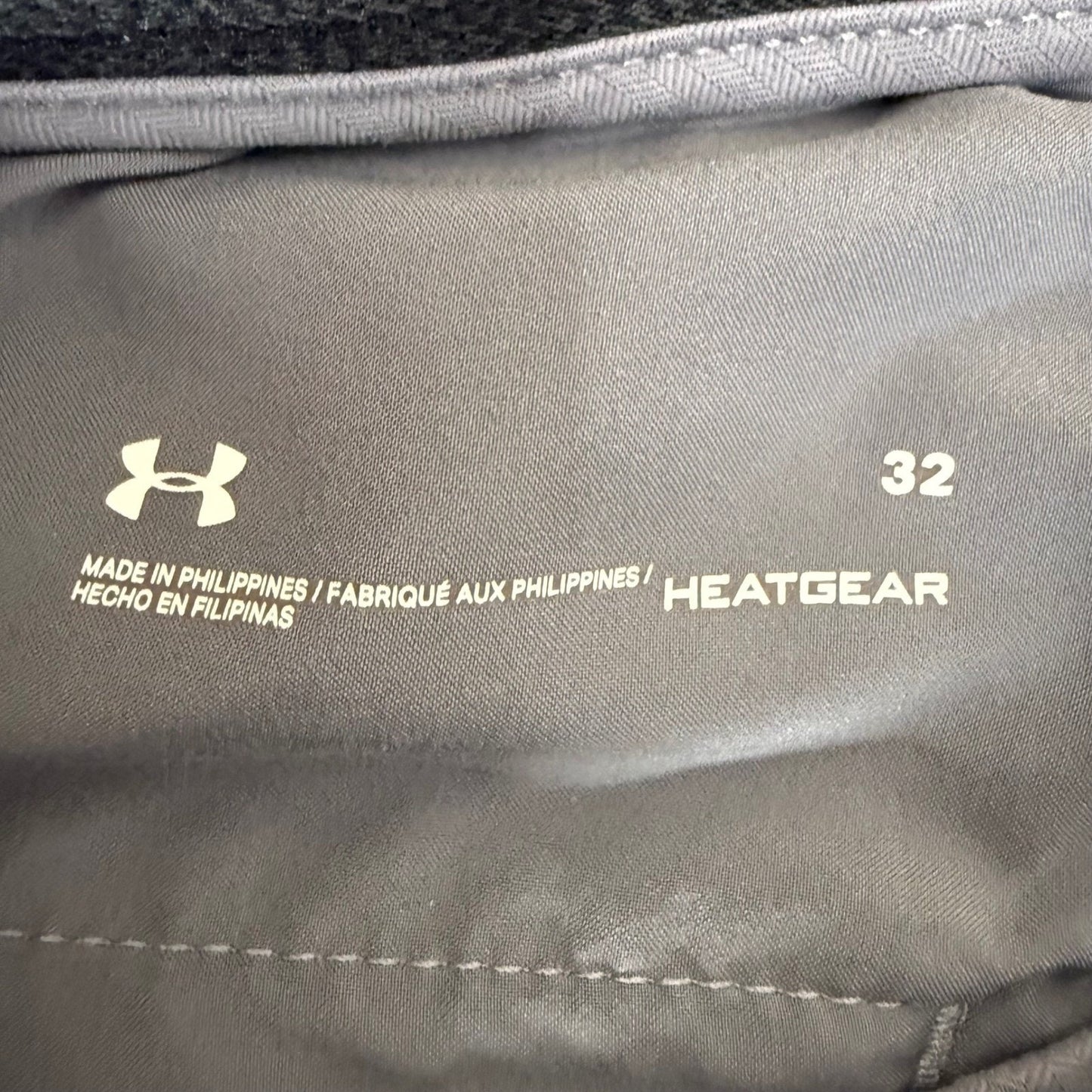 Under Armour Showdown HeatGear Mens Golf Shorts Gray 32 (30) Stretch Athletic