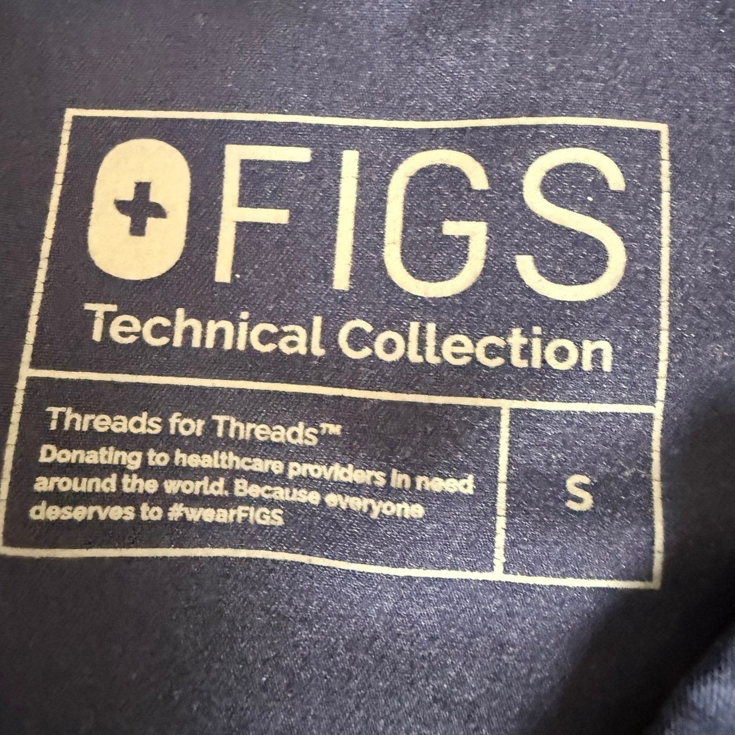 FIGS Mens Chisec Three Pocket Scrub Top Small Navy Blue Medical Nursing Uniform