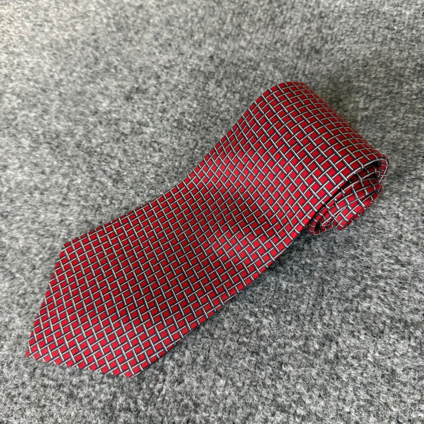 Lauren Ralph Lauren Green Label Mens Red Grid Silk Tie Hand Finished USA Made