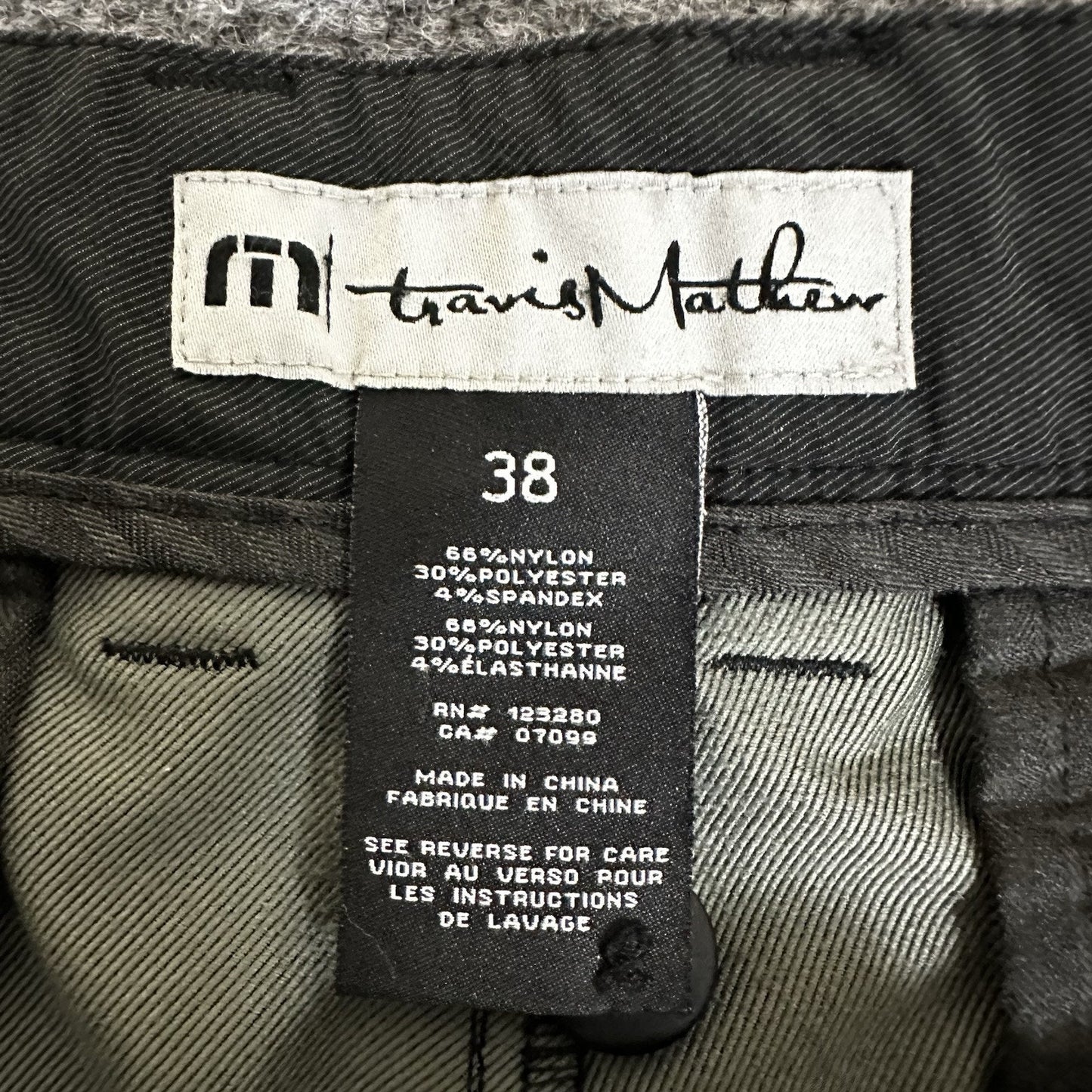 Travis Mathew Shorts Mens 38 Black Golf Chino 10" Performance High Rise Adult