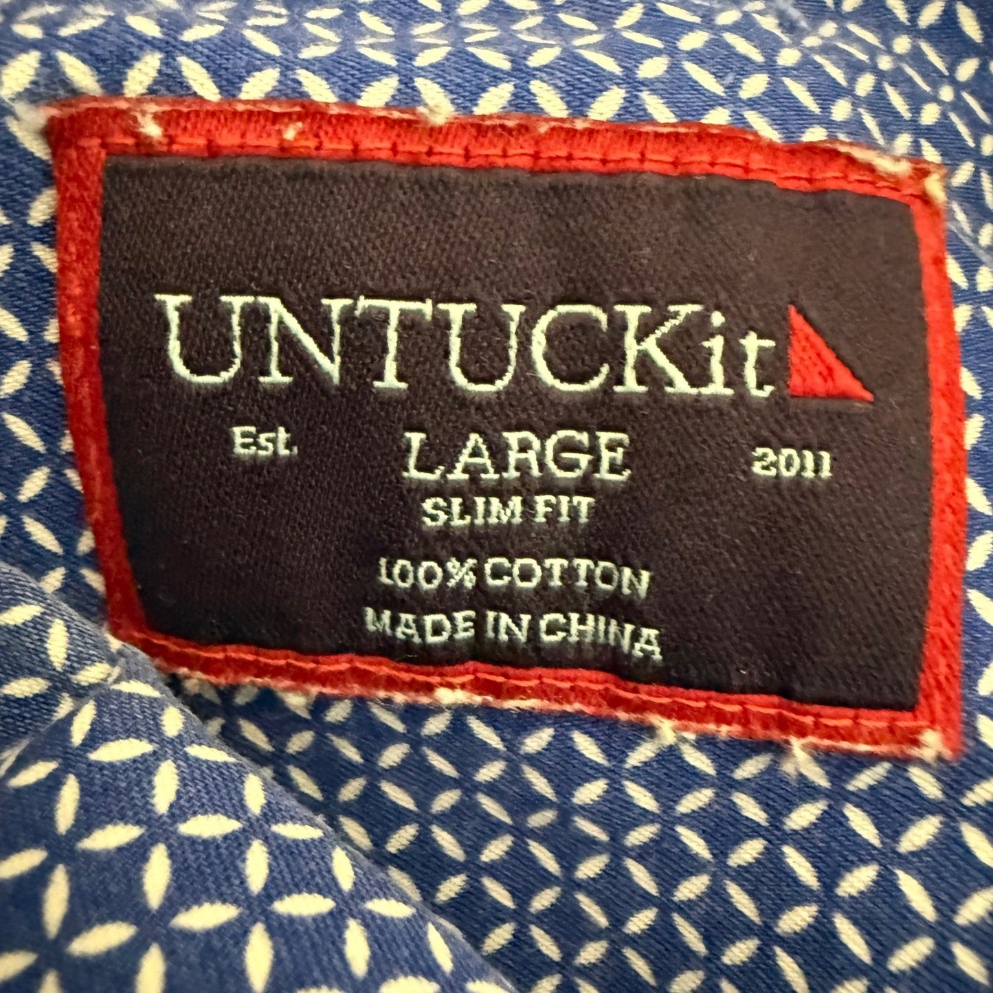 UNTUCKit Mens Large Slim Fit Blue White Geometric Print Cotton Button Down Shirt