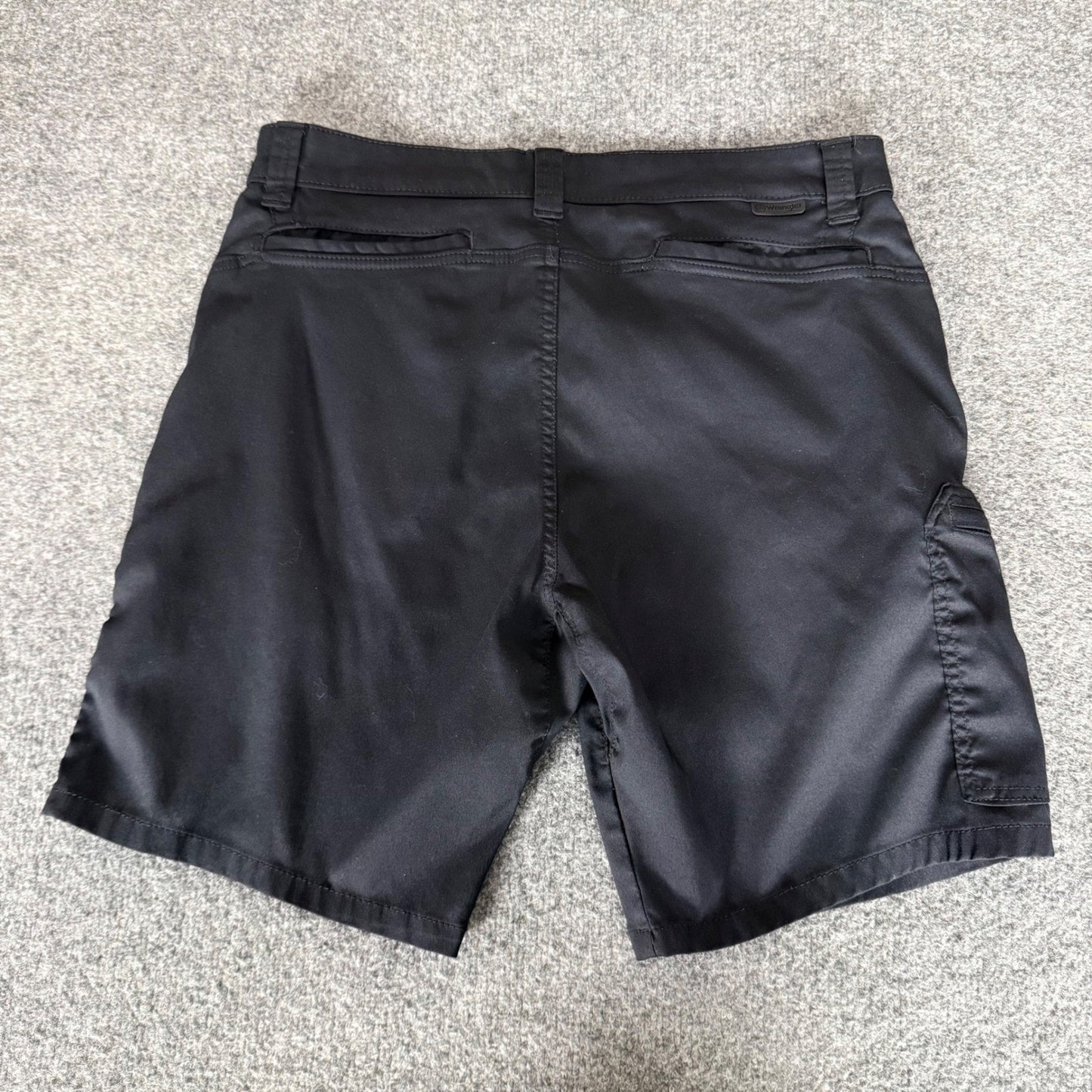 Wrangler ATG All Terrain Gear Mens Black Cargo Hiking Shorts 34 Outdoor Utility