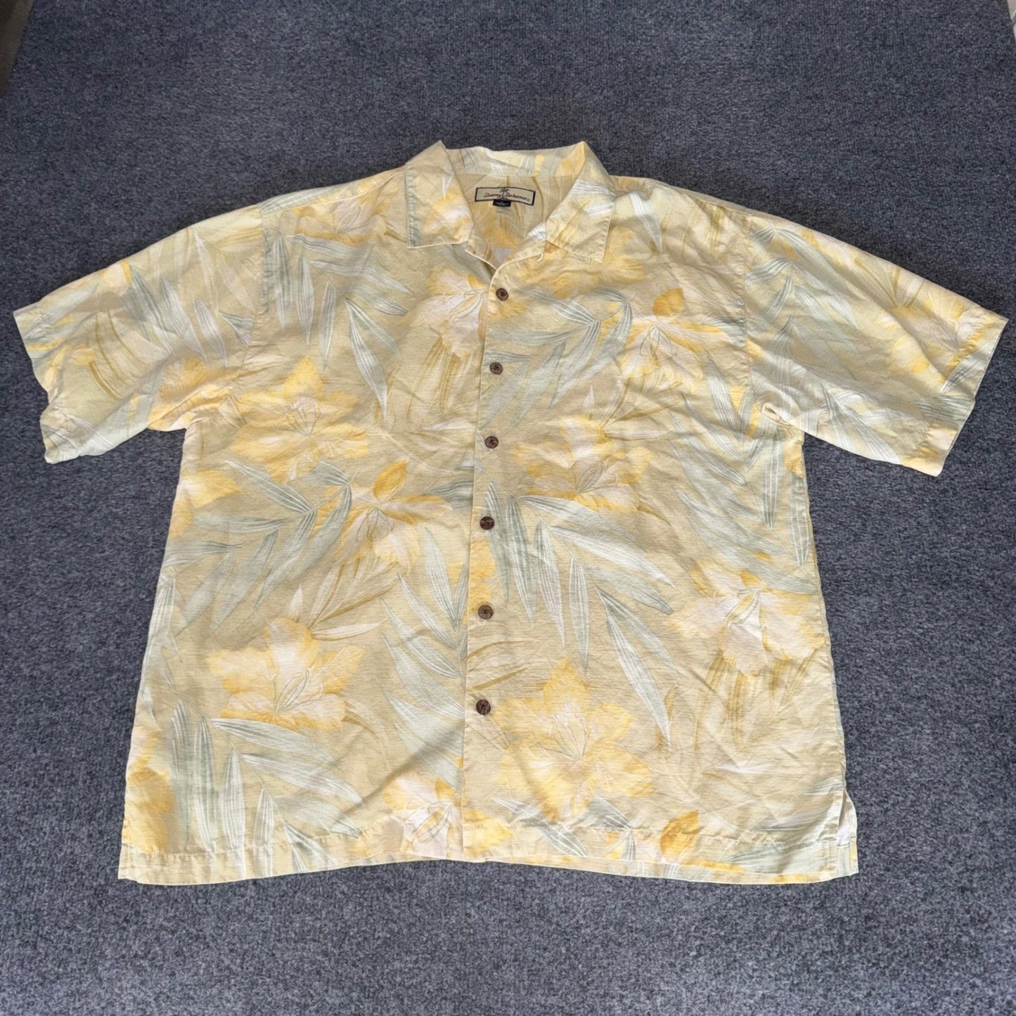 Tommy Bahama Mens XL Silk Tropical Floral Button Up Camp Shirt Hawaiian Aloha