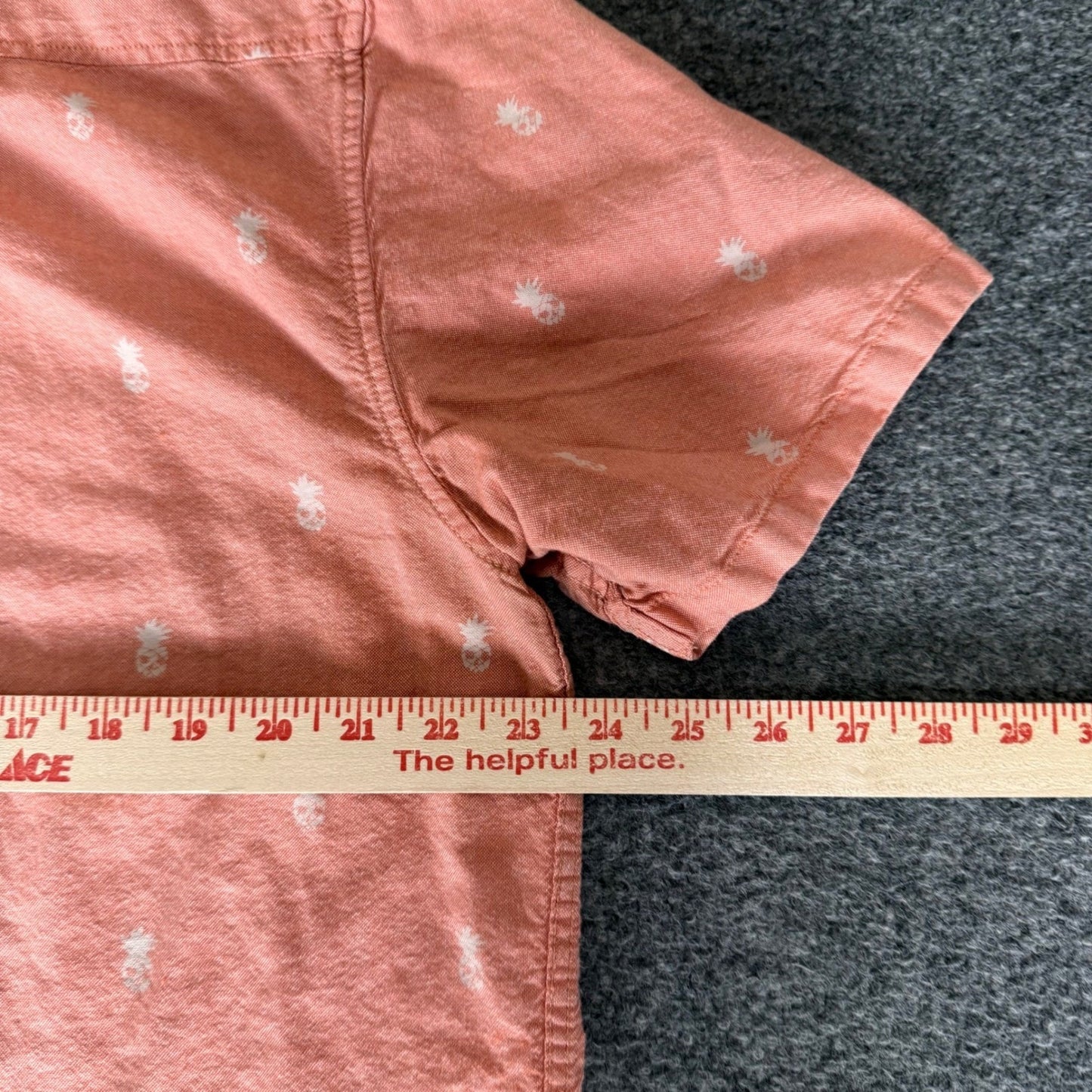 Vans Mens Large Classic Fit Pineapple Skull Print Button Down Shirt Salmon Pink