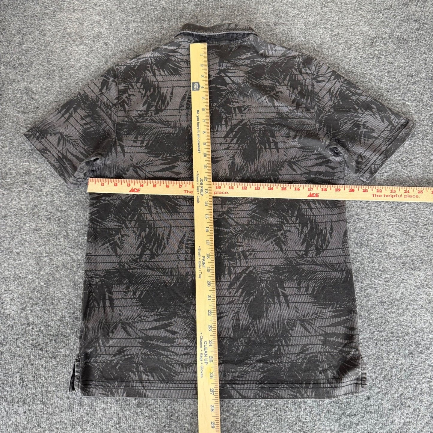 Travis Mathew Golf Polo Shirt Mens M Gray Palm Tree Striped Short Sleeve Casual