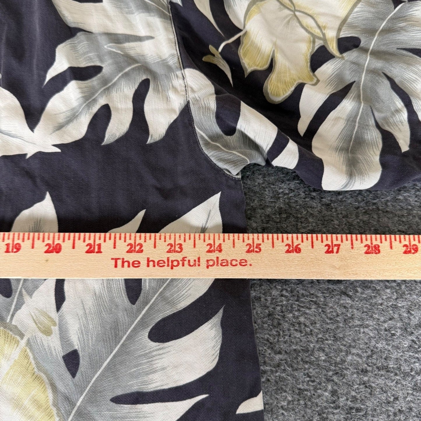 Tommy Bahama Hawaiian Shirt Mens XL Silk Aloha Floral Short Sleeve Casual Resort