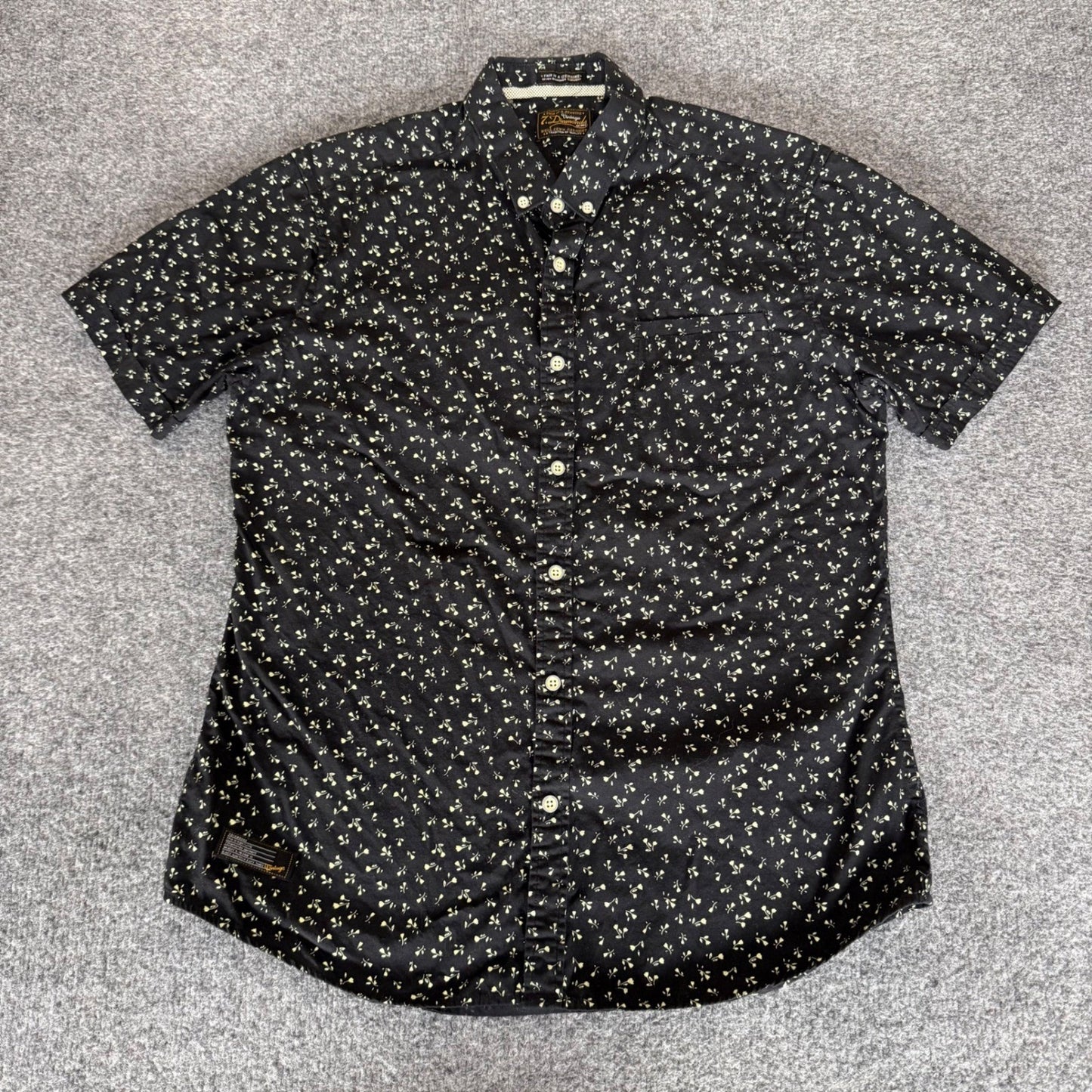 7 Diamonds Mens Medium Black Floral Short Sleeve Button Down Shirt Casual Modern