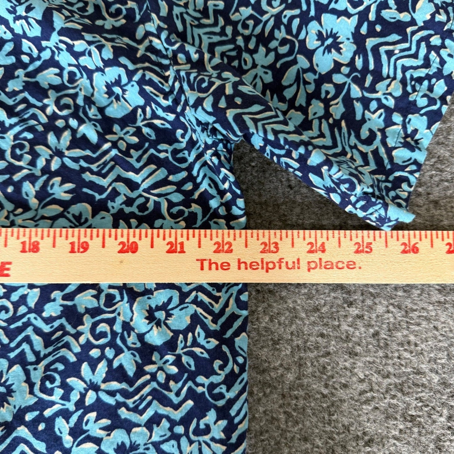 Cooke Street Hawaiian Shirt Mens Small Blue Floral Short Sleeve Button Up Aloha