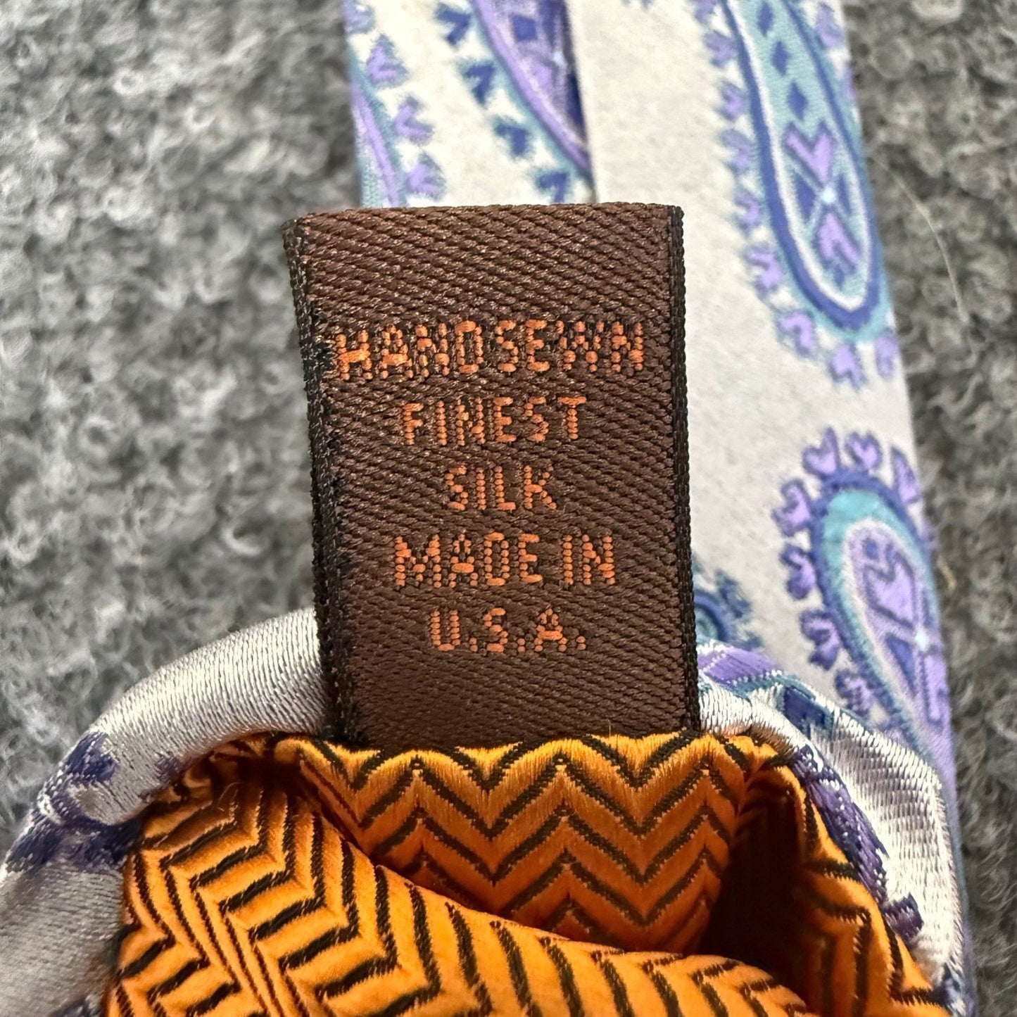 Chelsea Robert Talbott Mens Silk Paisley Tie Handsewn Made in USA Neckwear