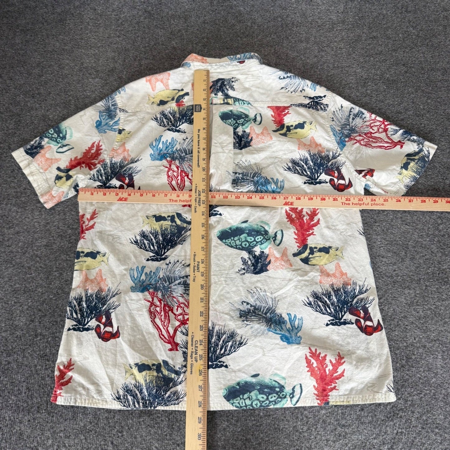 Croft & Barrow Mens Large White Tropical Sea Life Fish Coral Cotton Button Down