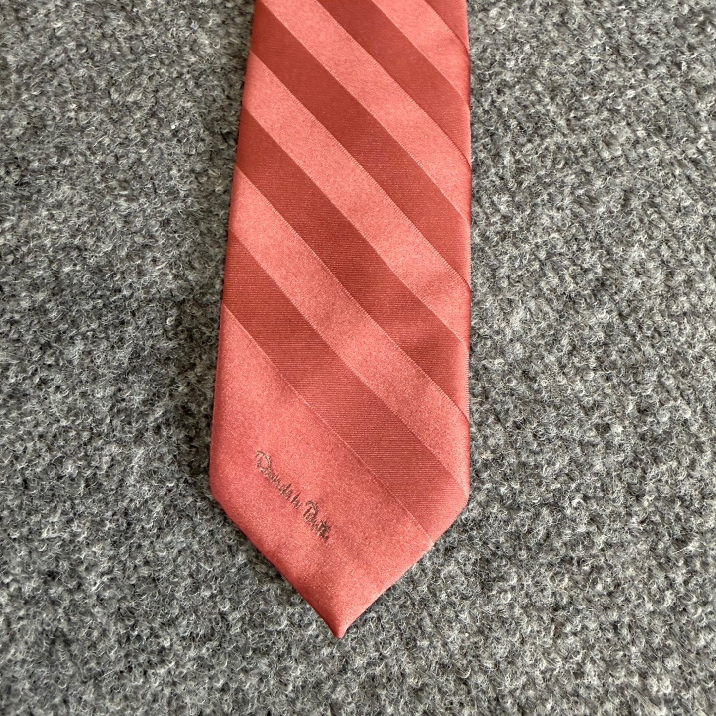 Oscar de la Renta Neck Tie Coral Red Striped 100% Silk Classic Mens Fashion