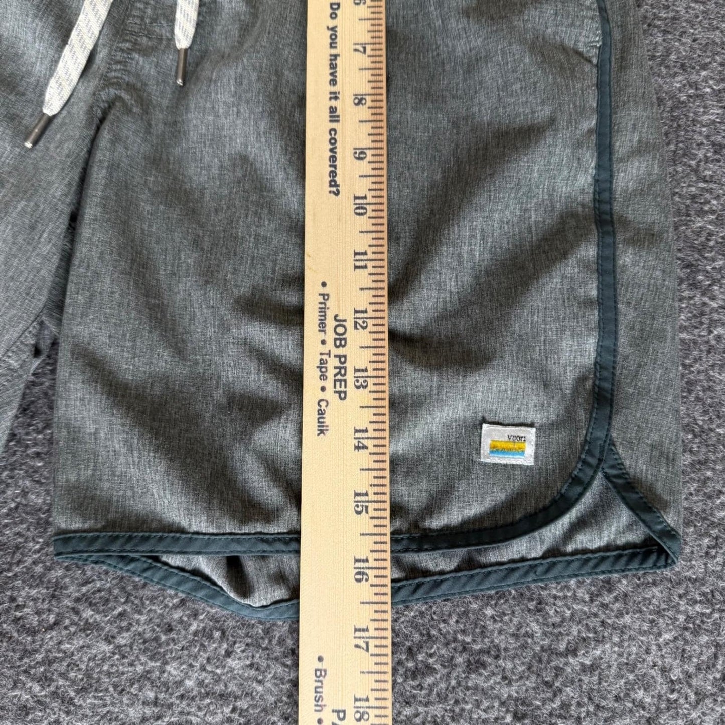 Vuori Banks Short Mens Small Green Athletic Performance Running Workout Gym V330