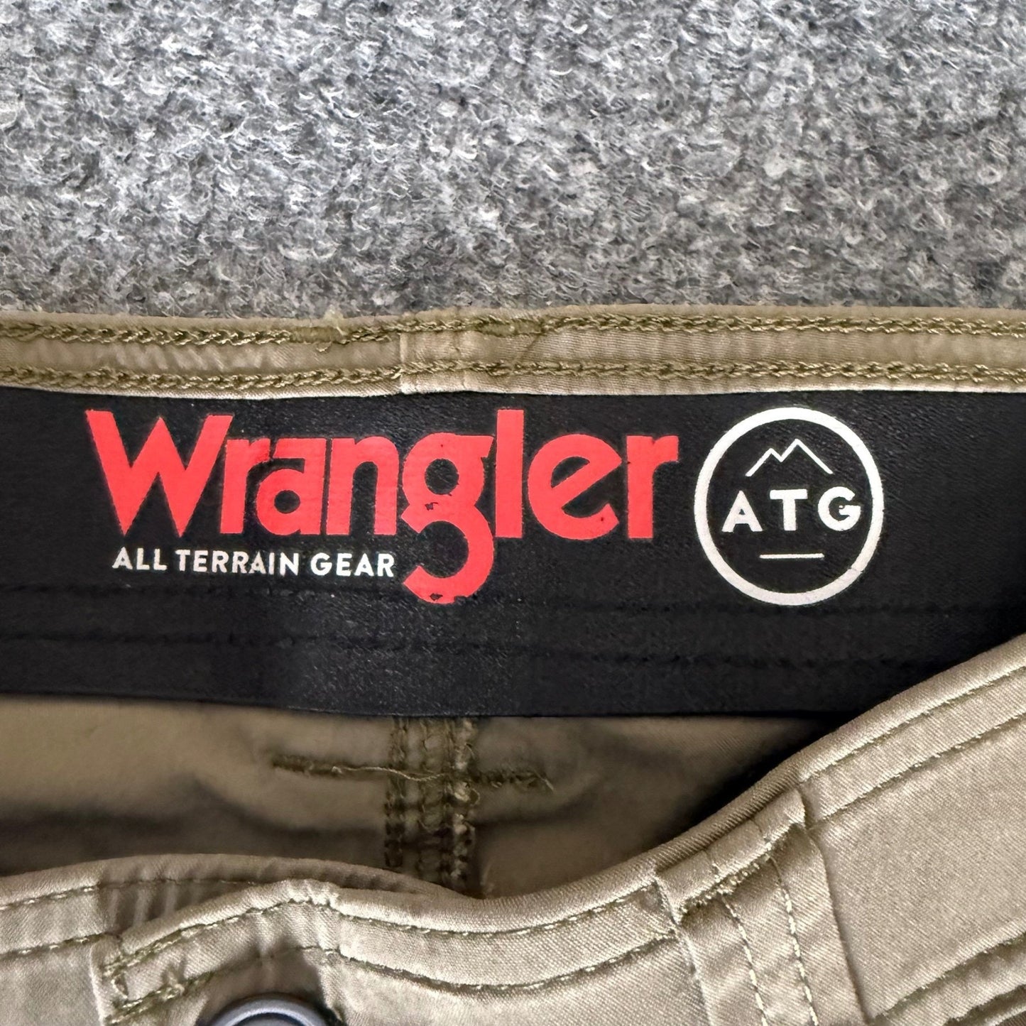 Wrangler ATG All Terrain Gear Cargo Pant Mens 32x32 Brown Outdoor Hiking Stretch