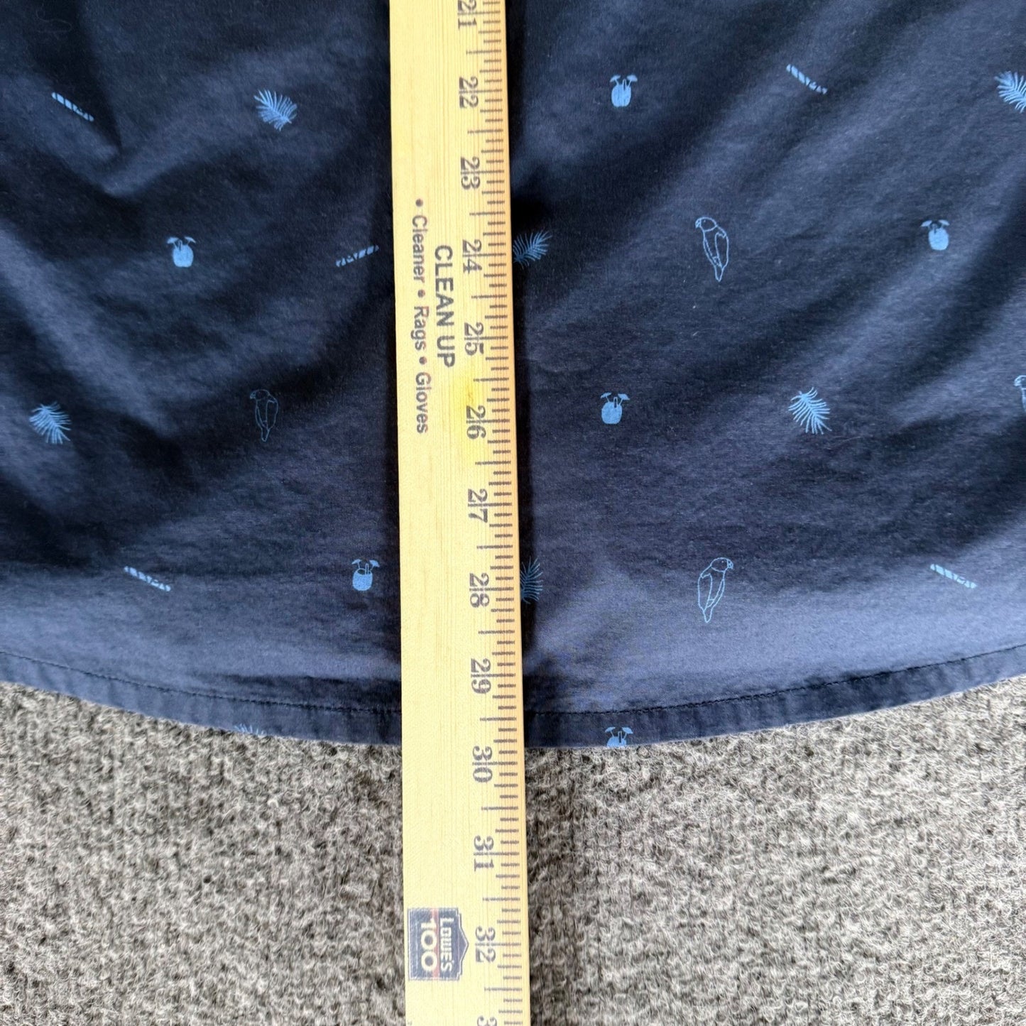 Travis Mathew Shirt Men Large Navy Blue Tropical Parrot Pineapple Button Up Golf