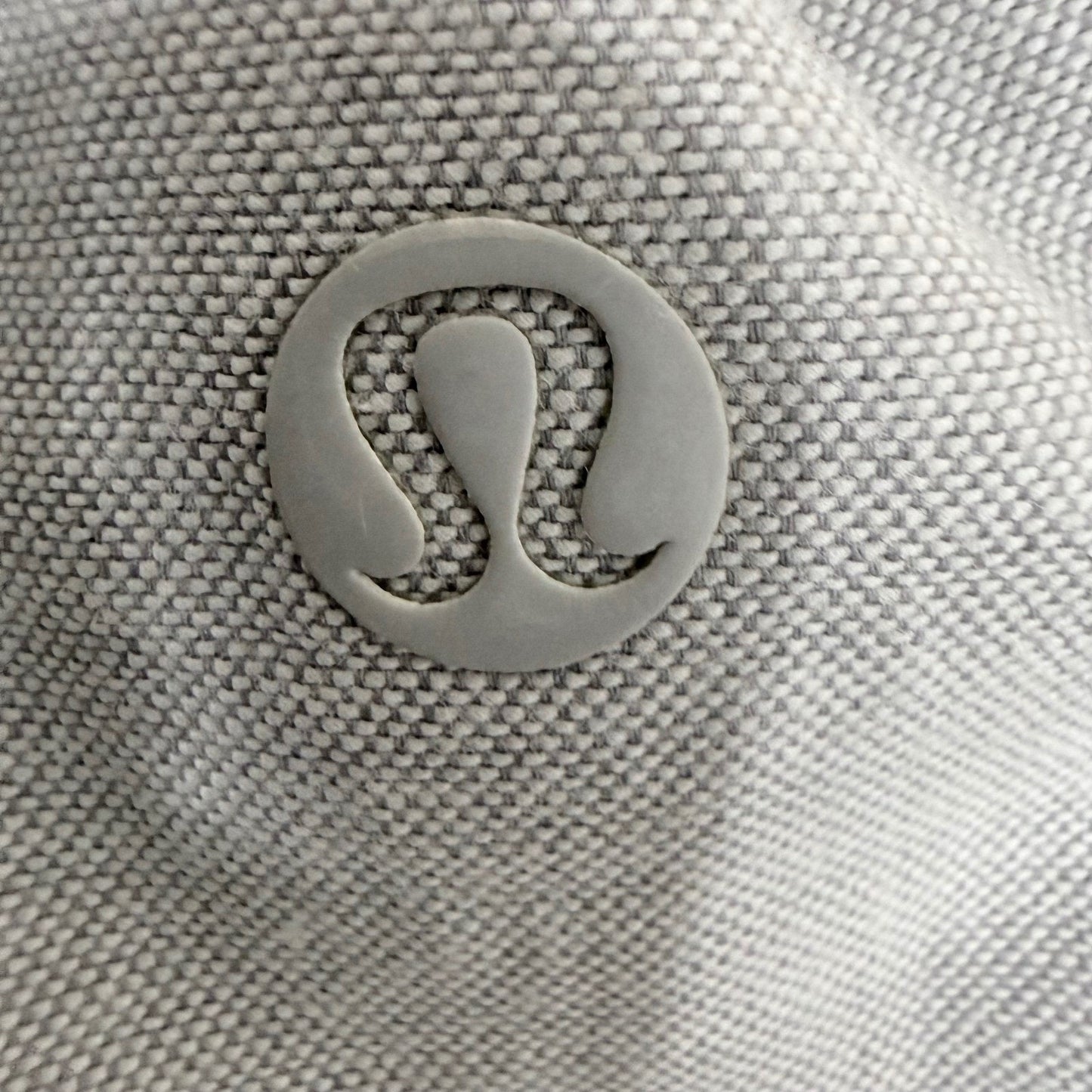 Lululemon Commission Mens XL Gray Long Sleeve Button Down Shirt Casual Office