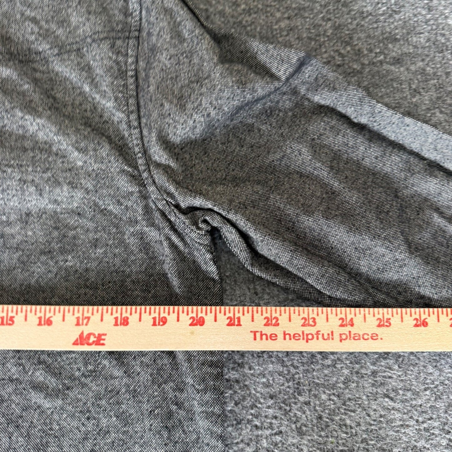 Vans Mens Small Gray Long Sleeve Button Up Cotton Shirt Skate Casual Classic