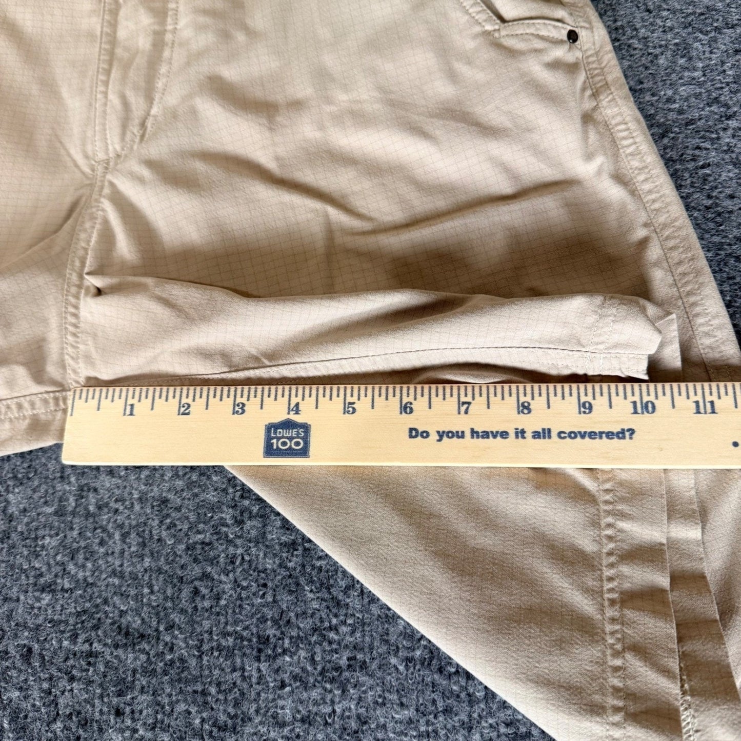 Lululemon Shorts Mens 34 Beige Athletic Casual Lightweight Chino Golf Comfort