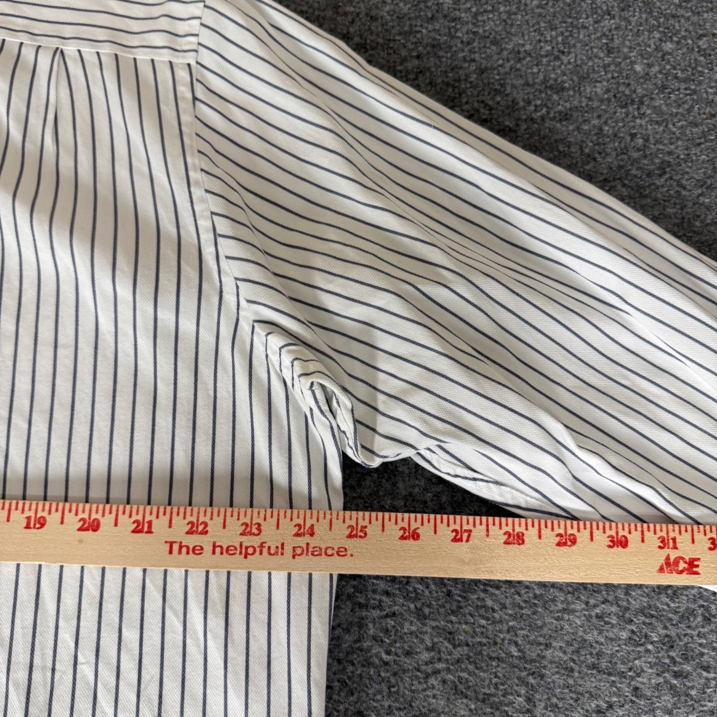 Banana Republic Mens XL 17-17.5 White Blue Striped Cotton Long Sleeve Button Up