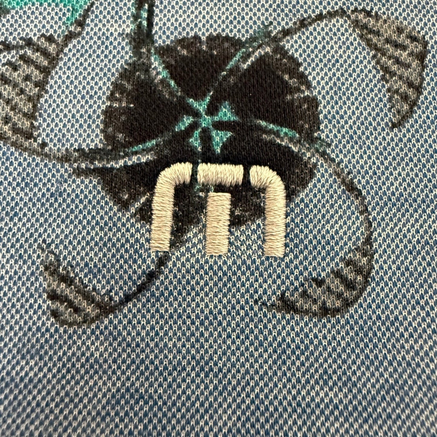 Travis Mathew Polo Shirt Mens Medium Blue Floral Golf Stretch Casual Athletic