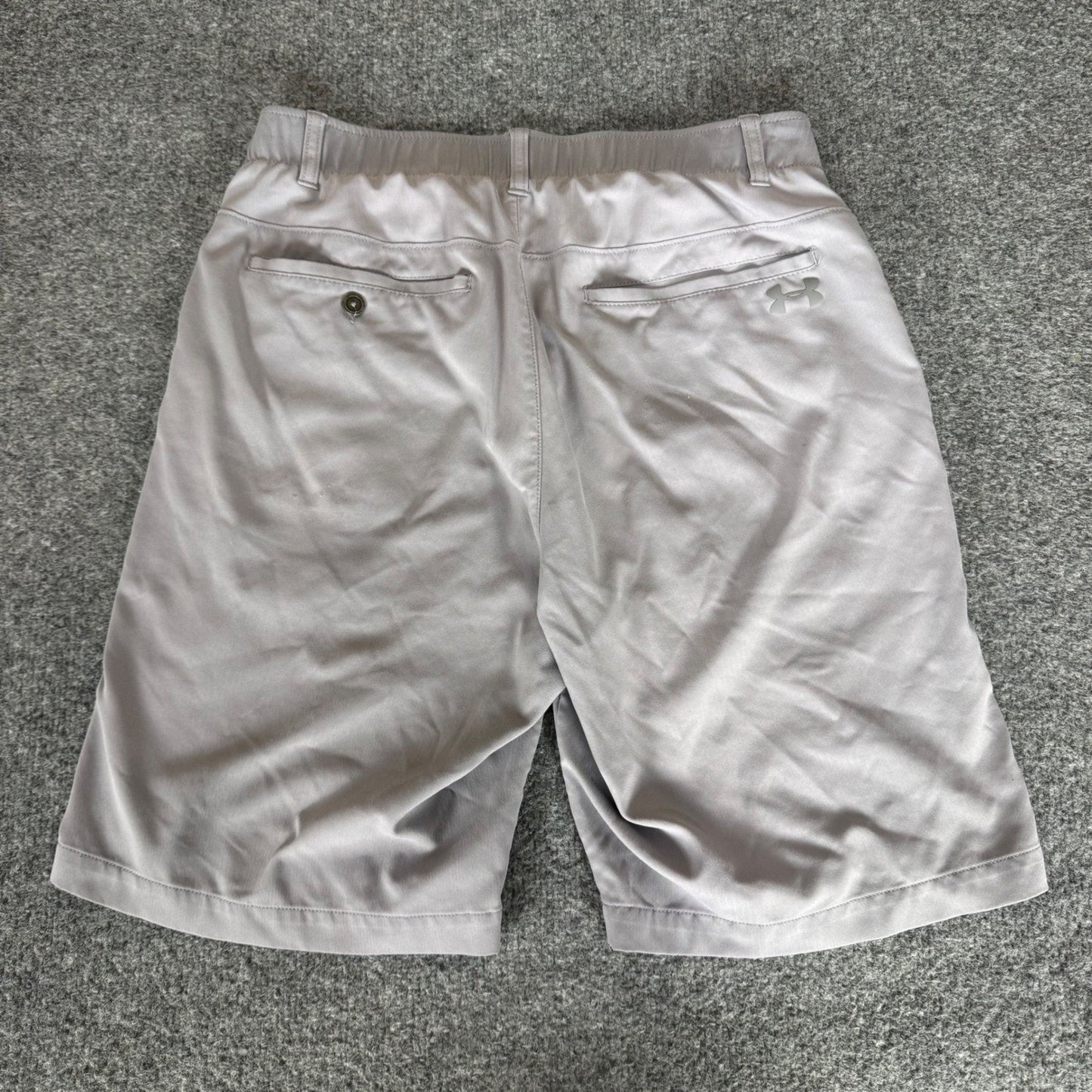 Under Armour Showdown HeatGear Mens Golf Shorts Gray 32 (30) Stretch Athletic