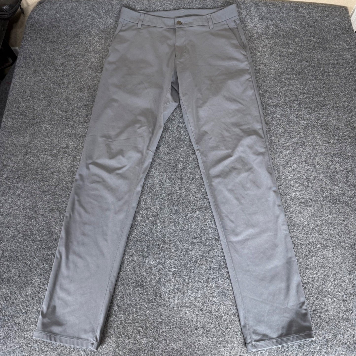 Lululemon Commission Pant Classic Grey Tech Chino Mens 34x34 Stretch Golf Office