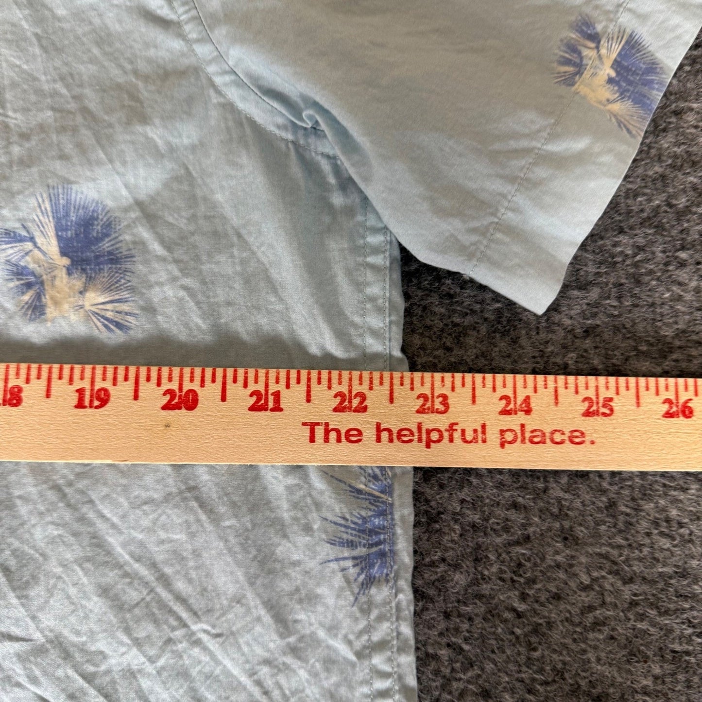 Travis Mathew Hawaiian Shirt Mens Large Blue Floral Short Sleeve Button Up Golf