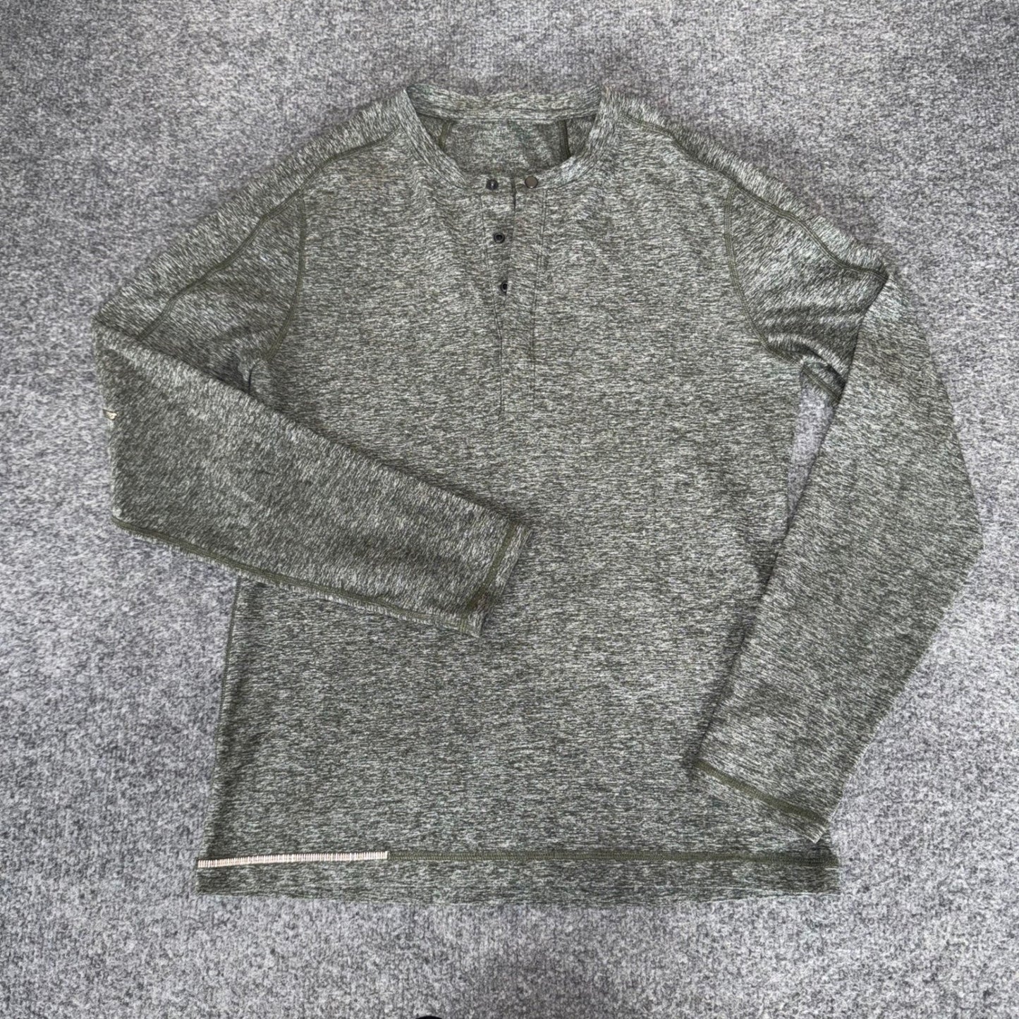 Lululemon Mens Green Small Henley Snap Long Sleeve Shirt Athletic Stretch Gym